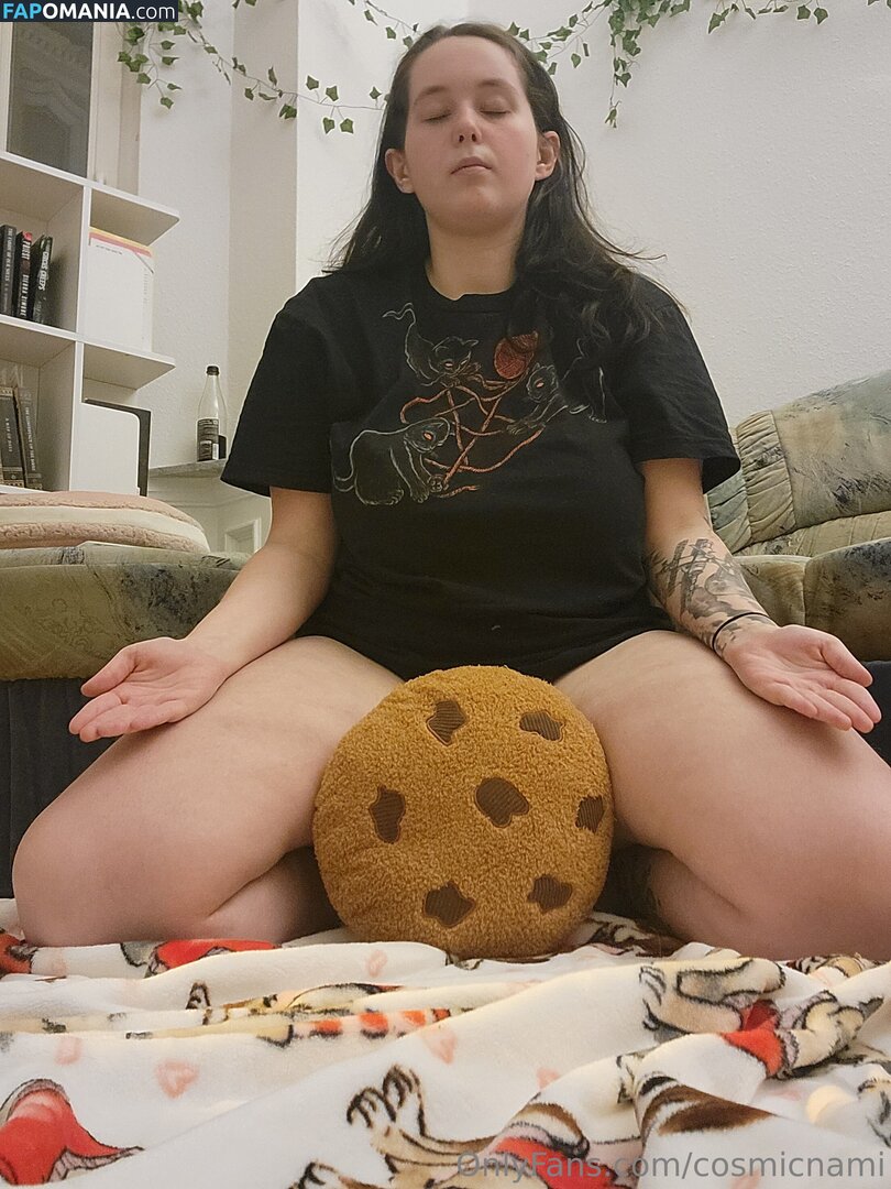cosmicnami Nago OnlyFans  Przeciekłe zdjęcie #16