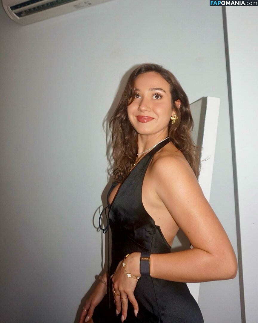 Courtney Sarault / court_sarault / courtsarault / https: Nago OnlyFans  Przeciekłe zdjęcie #26