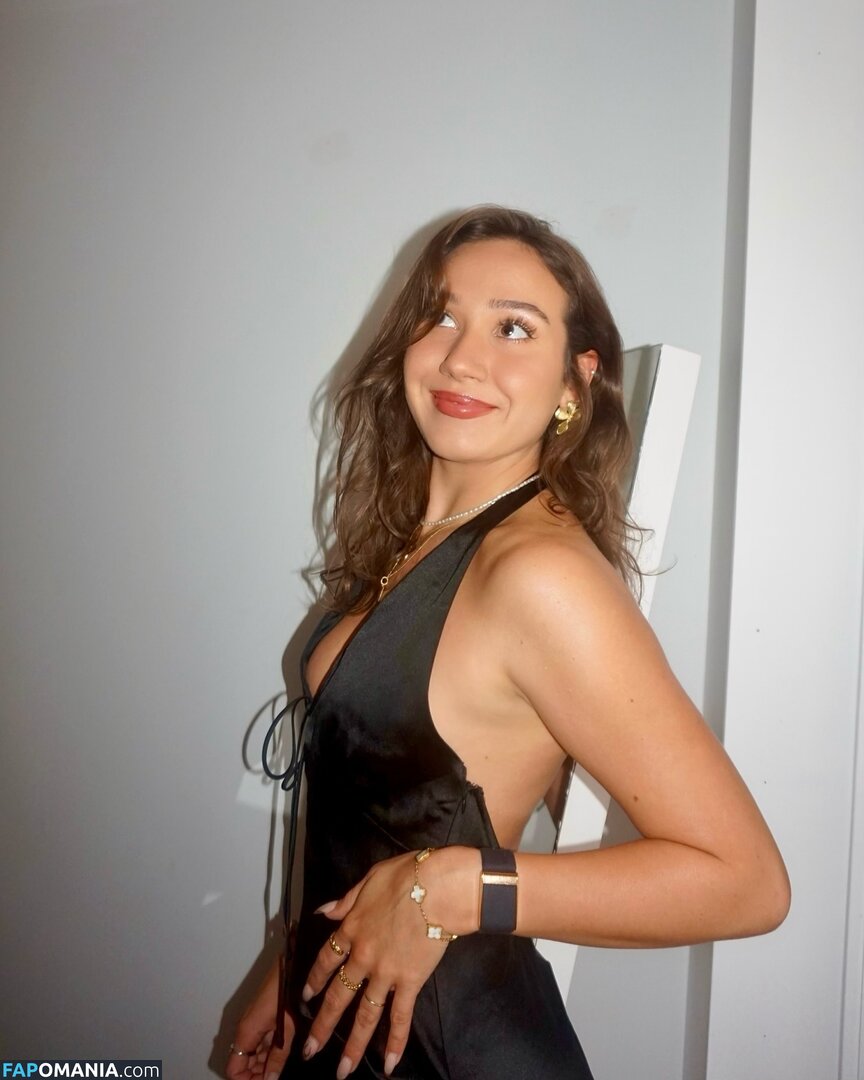 Courtney Sarault / court_sarault / courtsarault / https: Nago OnlyFans  Przeciekłe zdjęcie #27