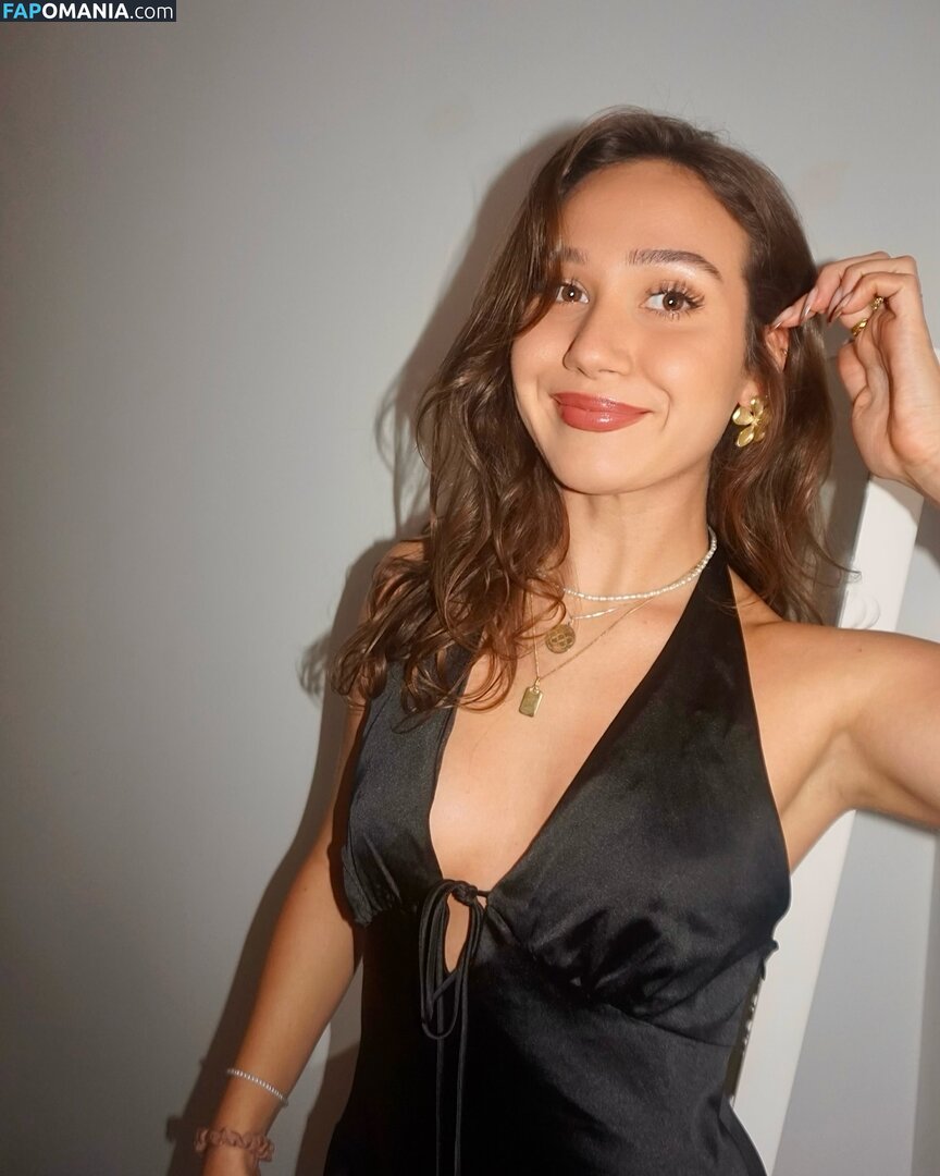 Courtney Sarault / court_sarault / courtsarault / https: Nago OnlyFans  Przeciekłe zdjęcie #28