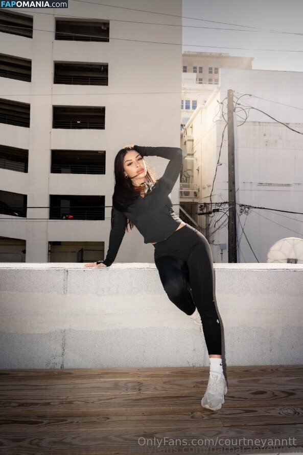 courtneyanntt / texasthighs Nago OnlyFans  Przeciekłe zdjęcie #5