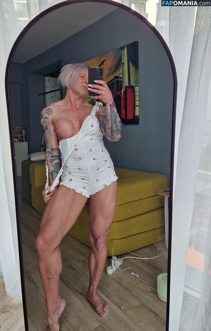 chelseypleasant / crazyxbody / https: / musclegirlxxx Nago OnlyFans  Przeciekłe zdjęcie #216