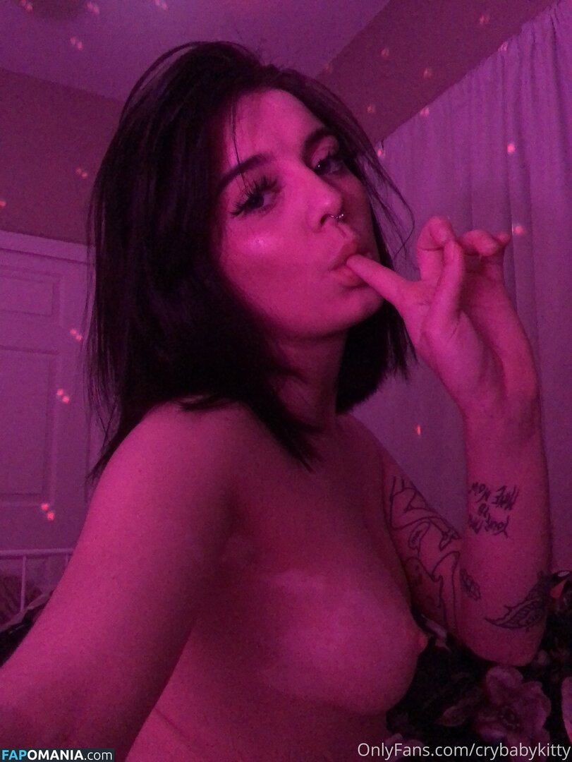 crybabykitty / crybabysmallfry / cyrbabykat / flaminhotlower / katiwana / katwinaina / sourh3ad Nago OnlyFans  Przeciekłe zdjęcie #9