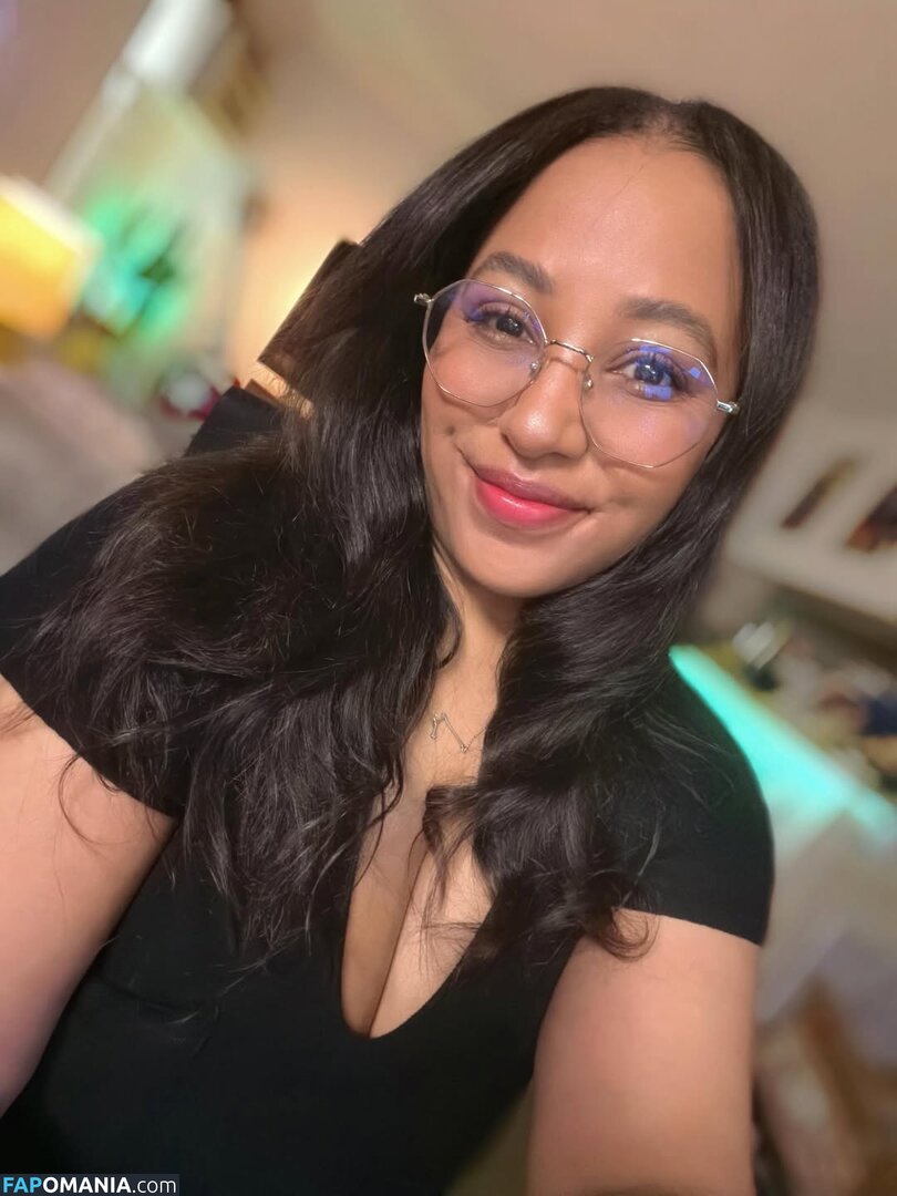 Curiousjoi / https: Nago OnlyFans  Przeciekłe zdjęcie #4