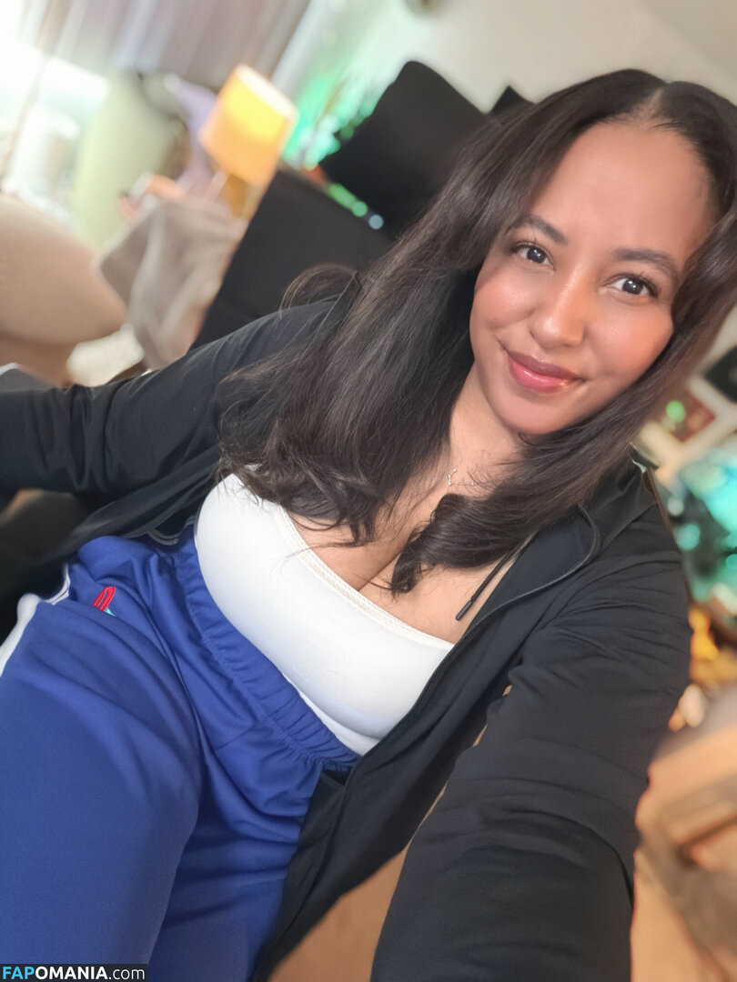 Curiousjoi / https: Nago OnlyFans  Przeciekłe zdjęcie #5