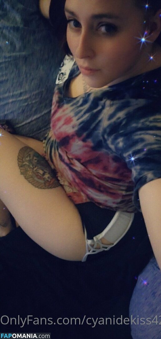 cyanidekiss420 / samanthaxcyanide Nago OnlyFans  Przeciekłe zdjęcie #22