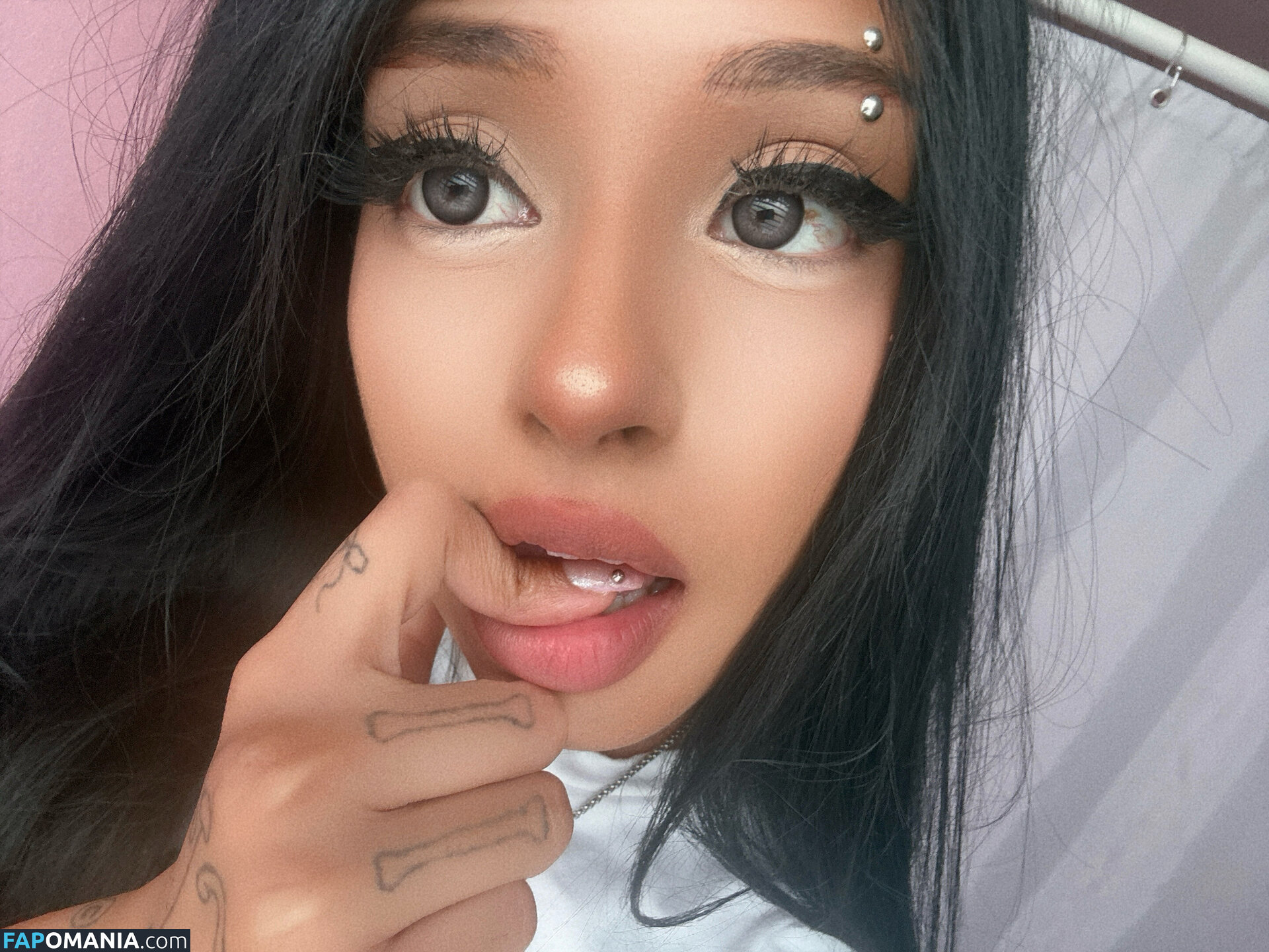 d0llgrim / grimd0ll / therealgrim Nago OnlyFans  Przeciekłe zdjęcie #1