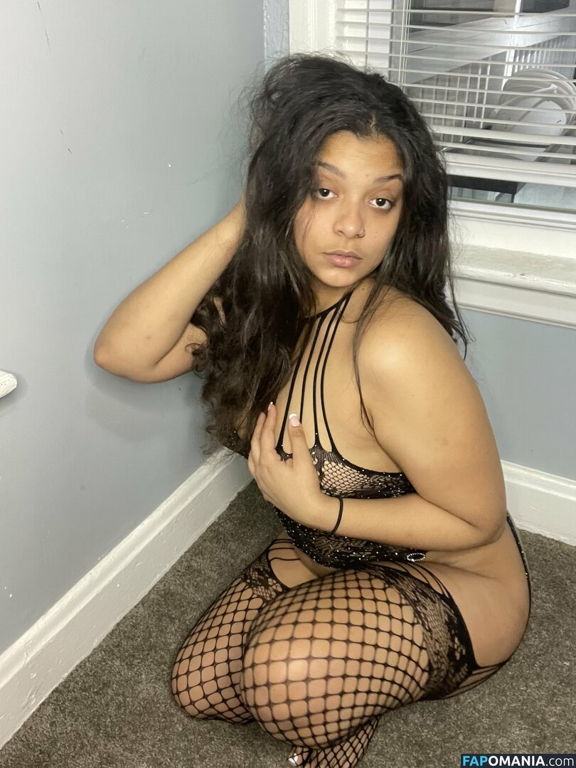 Daddyslilbaby420 / LiLBabyNina / ninaaxobinaa Nago OnlyFans  Przeciekłe zdjęcie #1