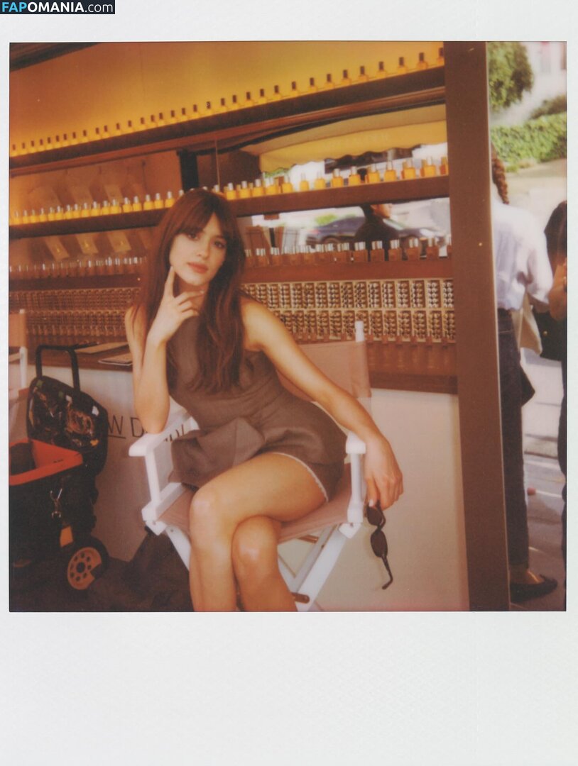 Daisy Edgar-Jones / daisyedgarjones Nago OnlyFans  Przeciekłe zdjęcie #271