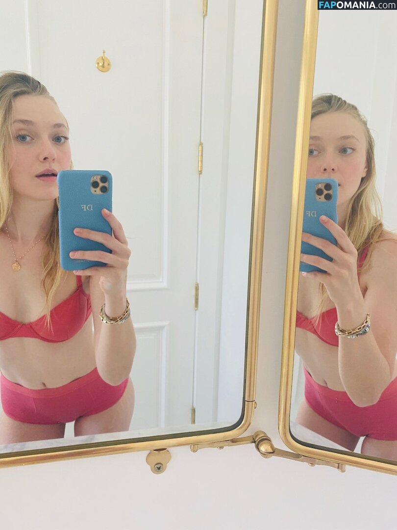 Dakota Fanning / dakotafanning Nago OnlyFans  Przeciekłe zdjęcie #4
