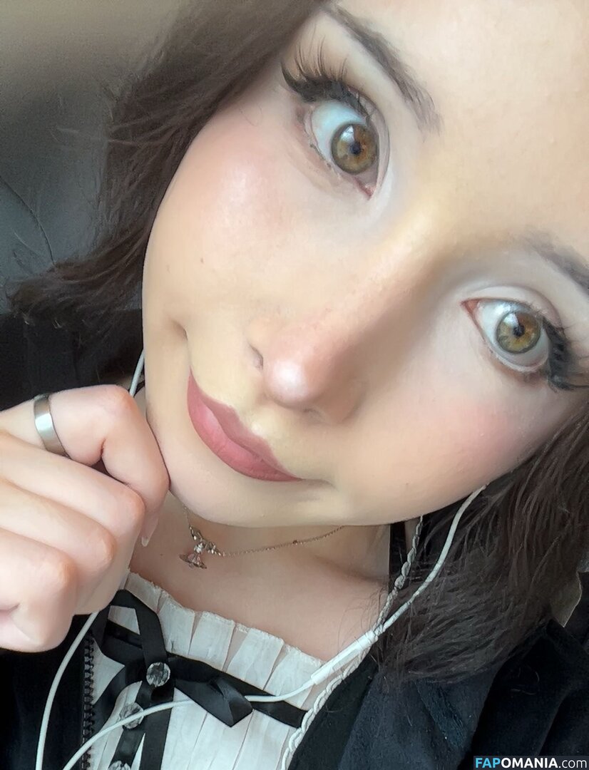 Dangerousdollyne / croquette / loupeticha Nago OnlyFans  Przeciekłe zdjęcie #2