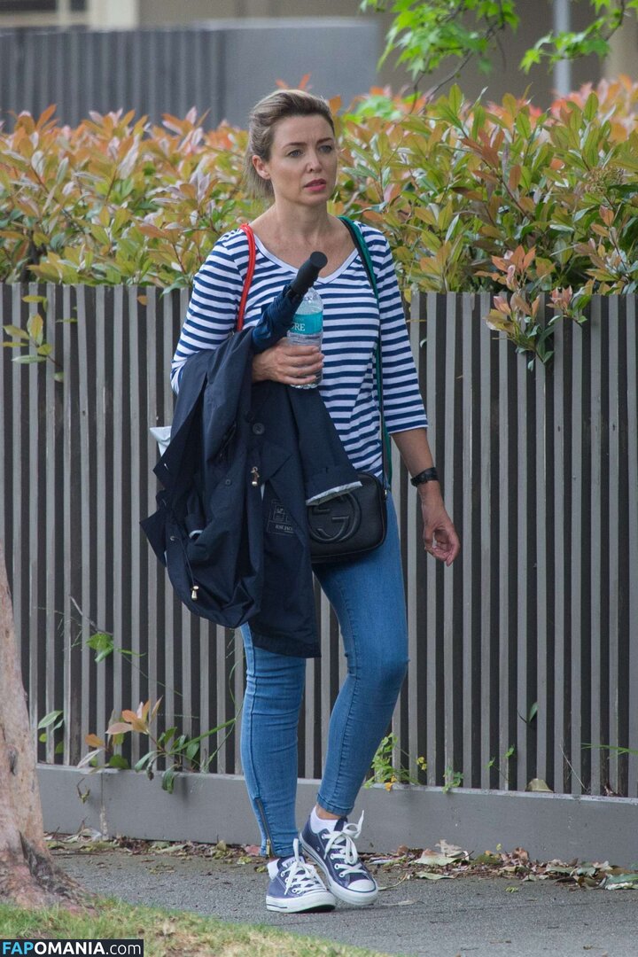 Danni Minogue / danniiminogue Nago OnlyFans  Przeciekłe zdjęcie #4