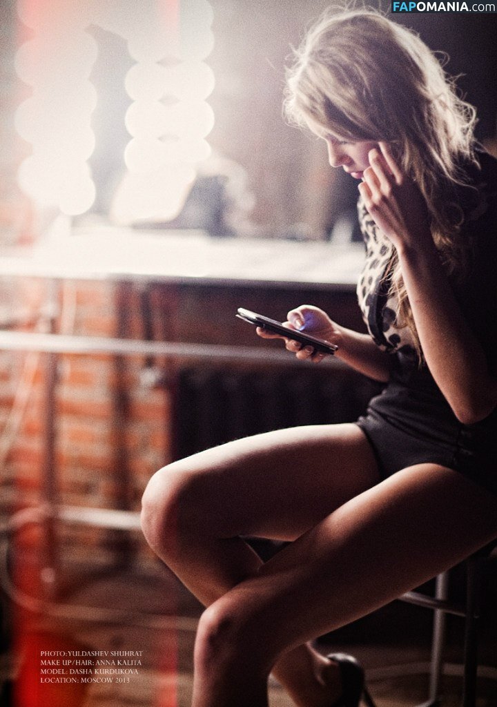 Dasha Kurdykova / _dashakurd_ / dasha_kurd_ Nago OnlyFans  Przeciekłe zdjęcie #1