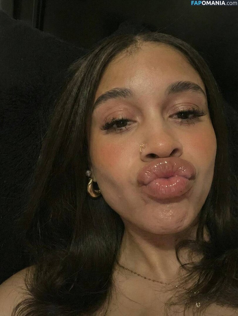 Dasiaphelps / PhelpsDasia / https: Nago OnlyFans  Przeciekłe zdjęcie #1