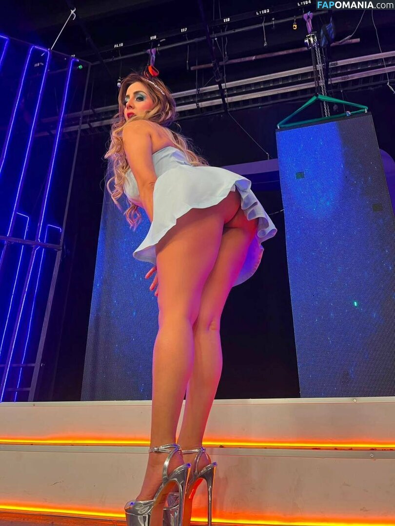 Datsy Acuña / datsy_acuna / datsyacuna Nago OnlyFans  Przeciekłe zdjęcie #1