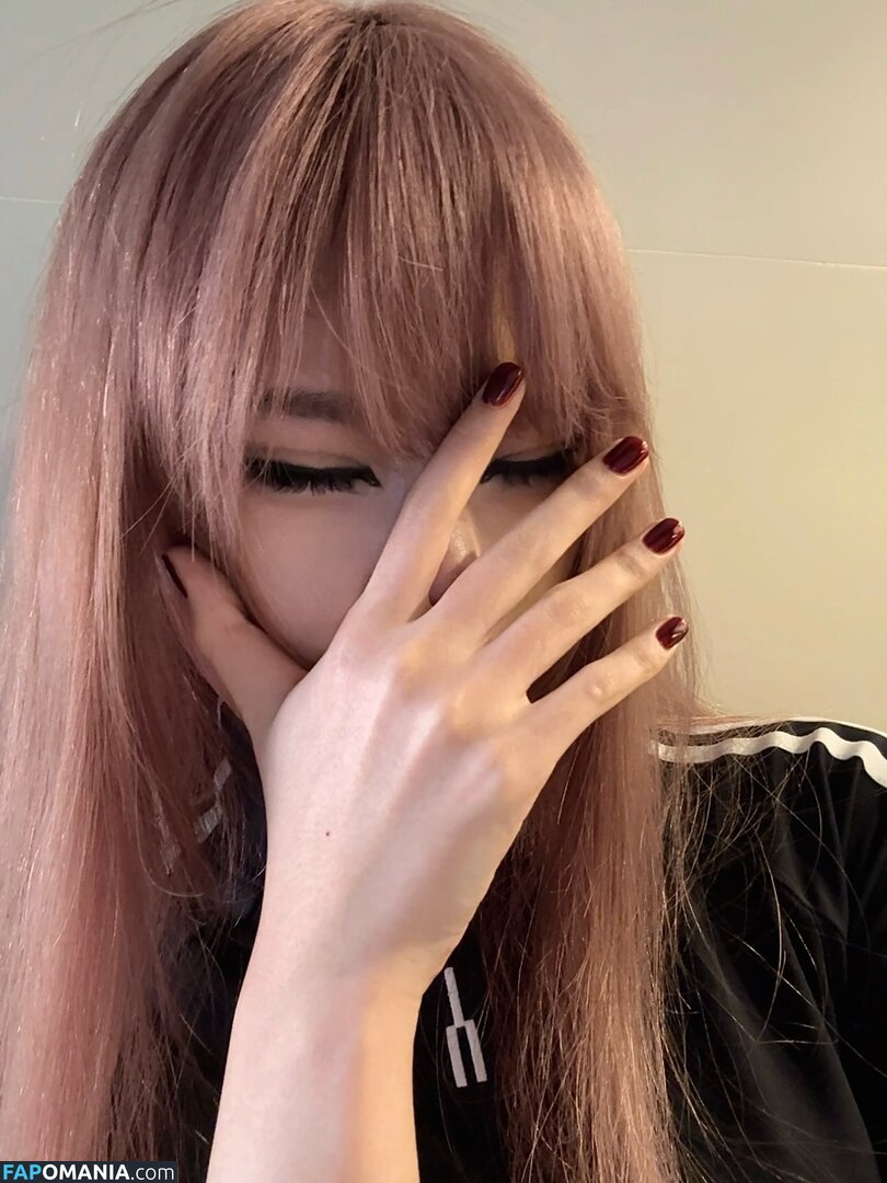 Daturakisses / Sacha Wang Nago OnlyFans  Przeciekłe zdjęcie #6