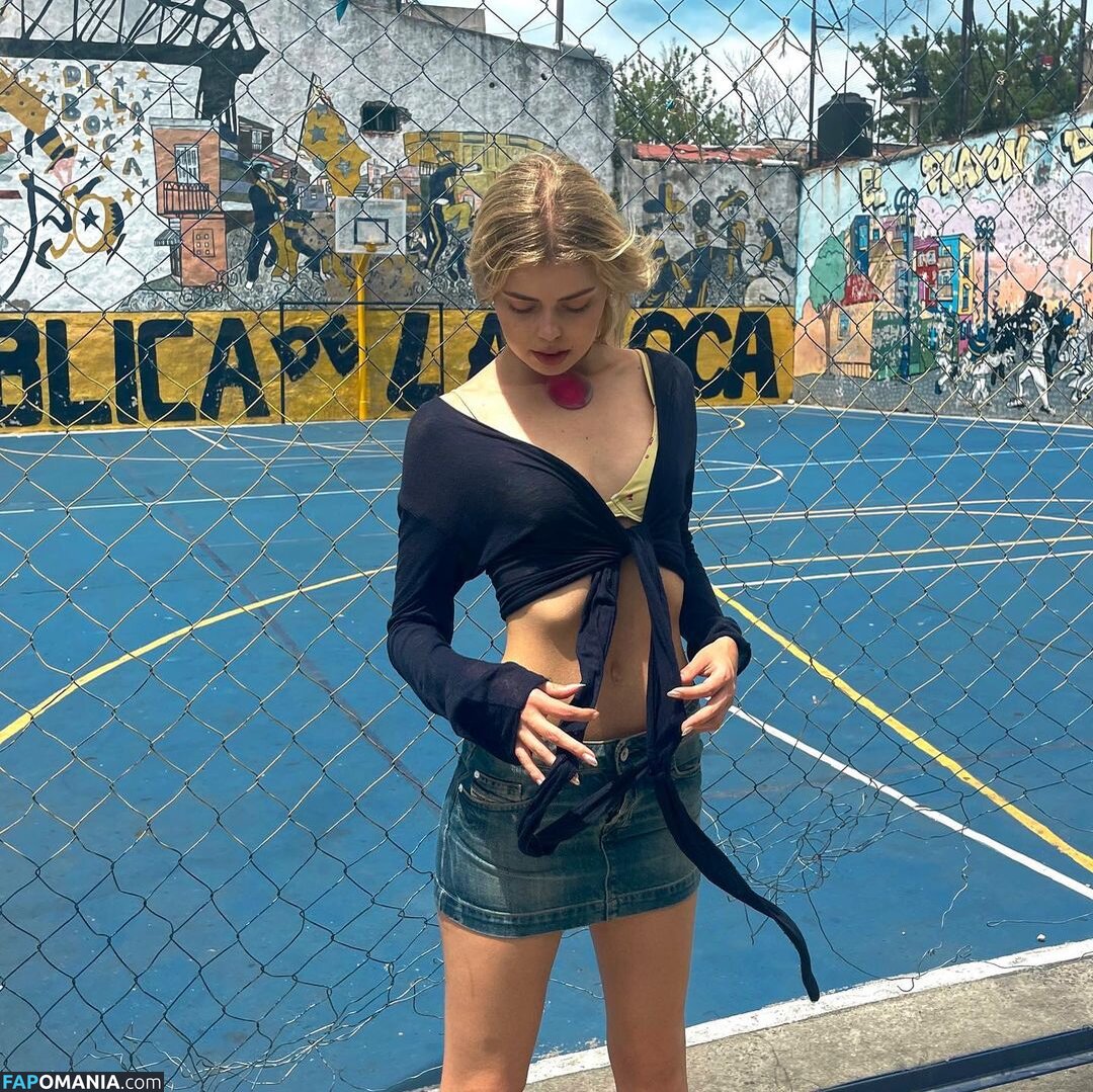 Dear.mathilda / dear_mathilda / https: / mathildtantot Nago OnlyFans  Przeciekłe zdjęcie #4