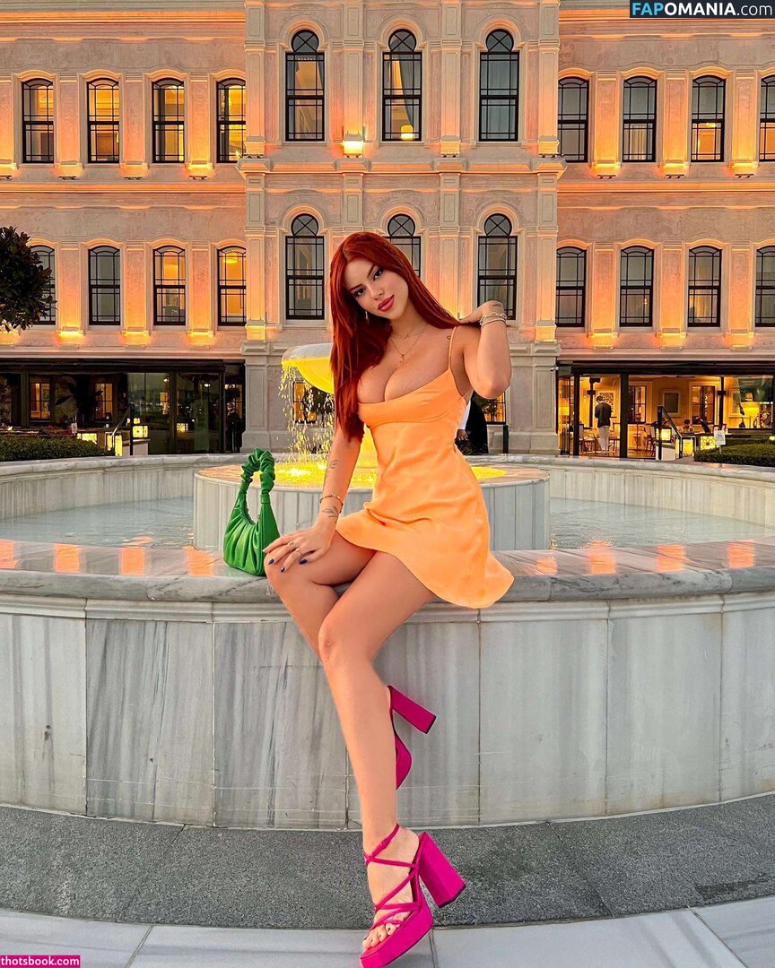Demet Öztürk Nago OnlyFans  Przeciekłe zdjęcie #5