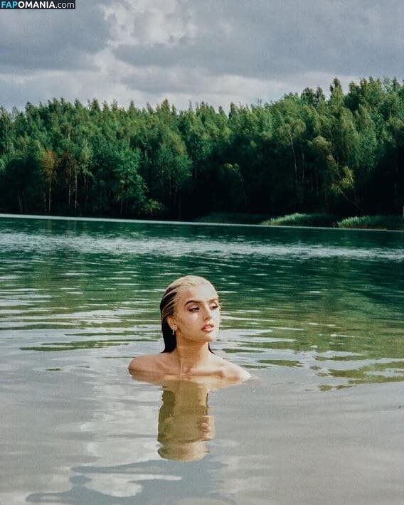 Dina Saeva / senoritasaeva Nago OnlyFans  Przeciekłe zdjęcie #13