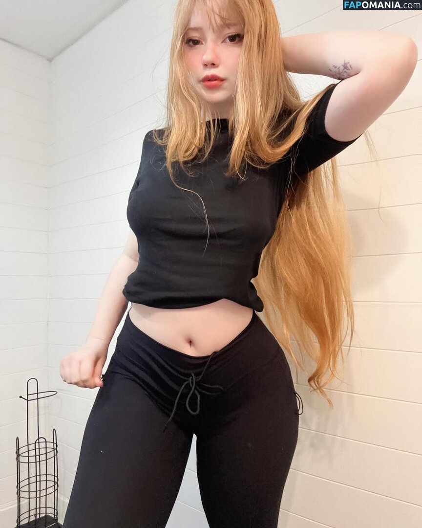 Diovana Konigsreuter / diokonigsreuter / diovanakoni Nago OnlyFans  Przeciekłe zdjęcie #1