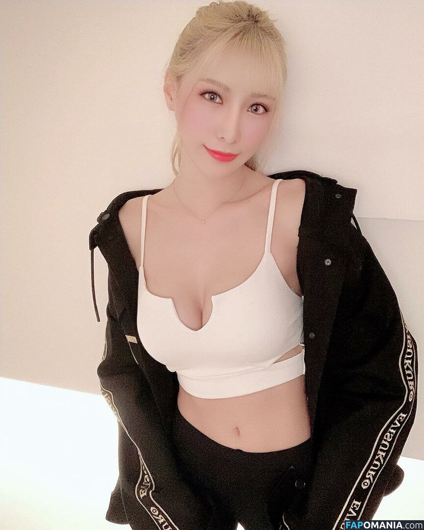 djxin / djxin_tw Nago OnlyFans  Przeciekłe zdjęcie #3