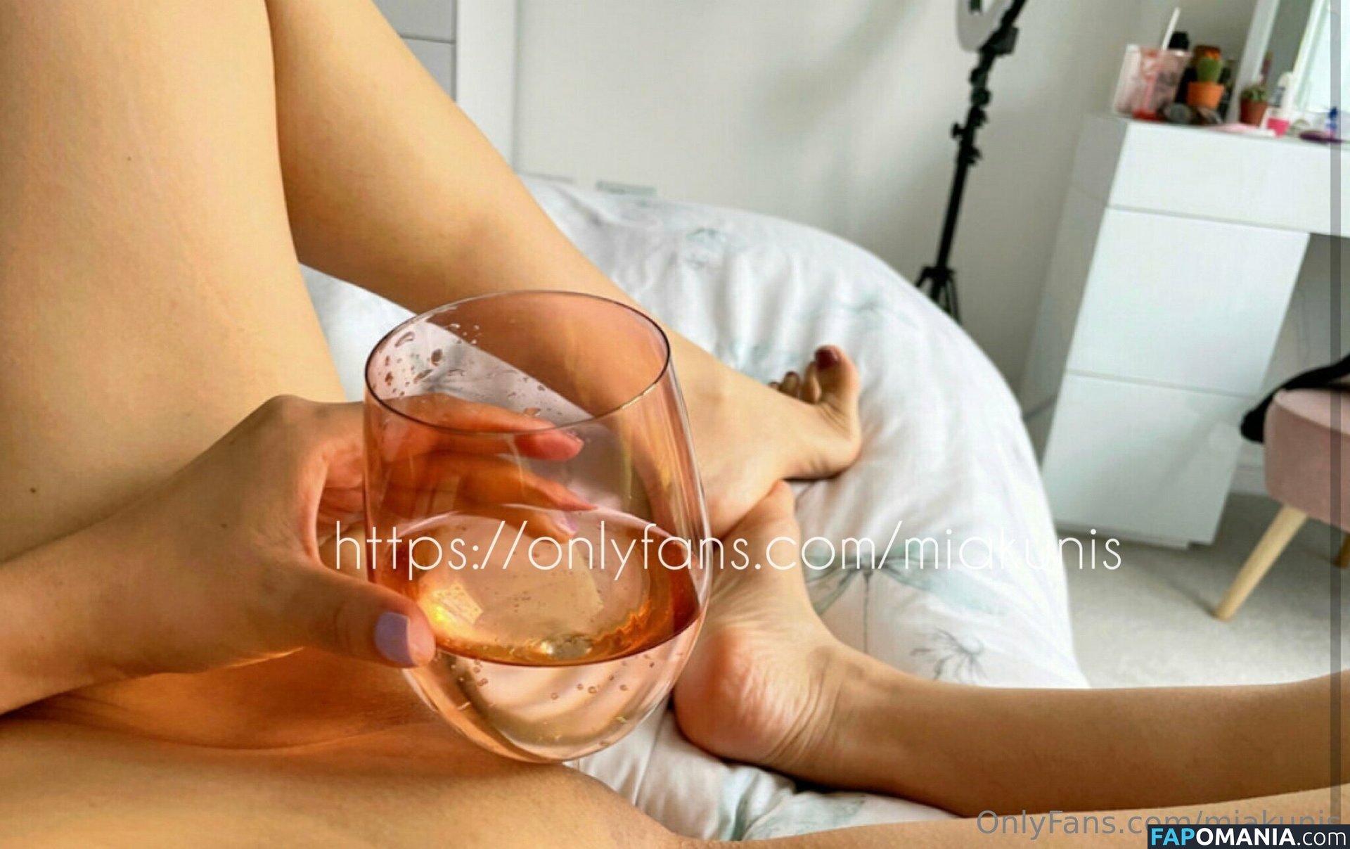 Dkarina / Mia Karina Nago OnlyFans  Przeciekłe zdjęcie #12