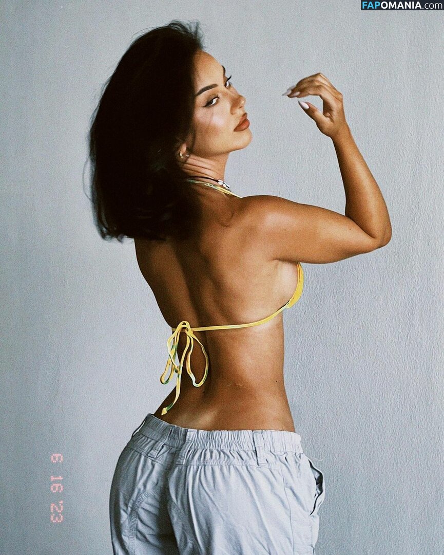 Doina Barbaneagra / itsdoina Nago OnlyFans  Przeciekłe zdjęcie #13