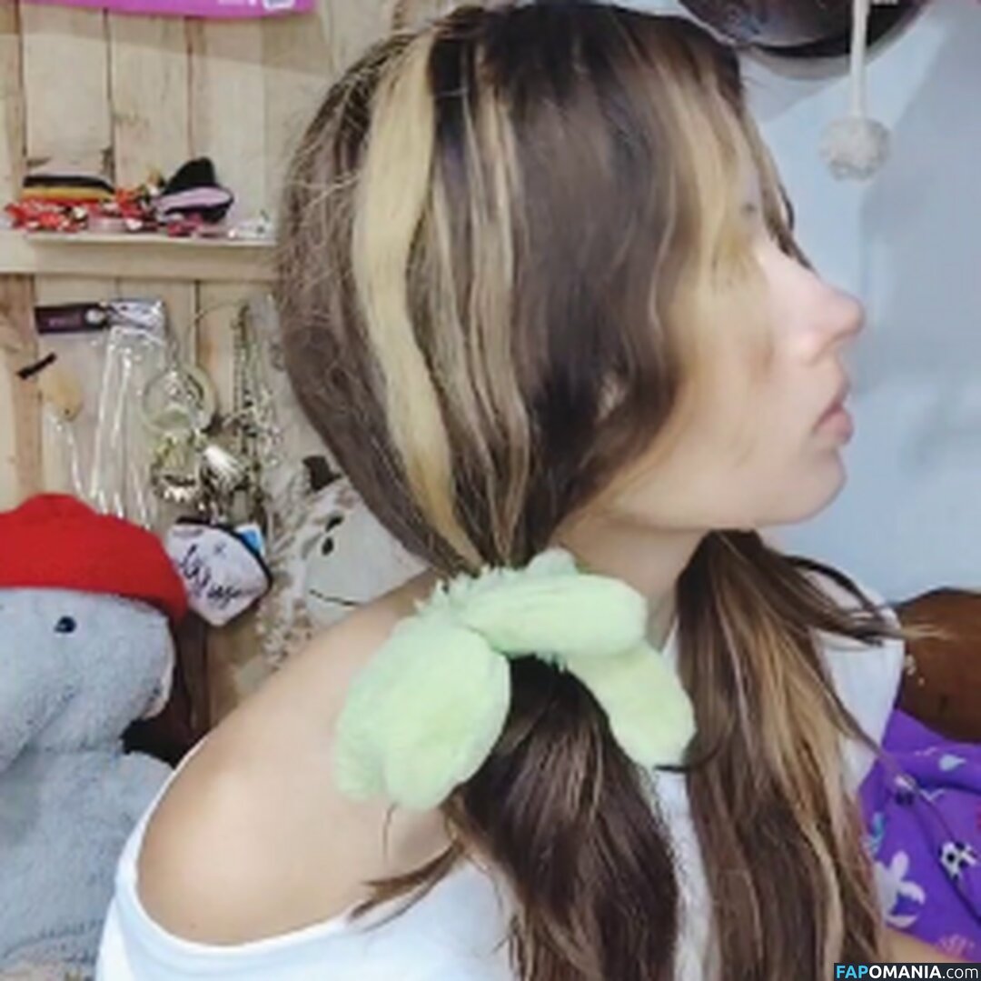 Dollyhub Nago OnlyFans  Przeciekłe zdjęcie #1