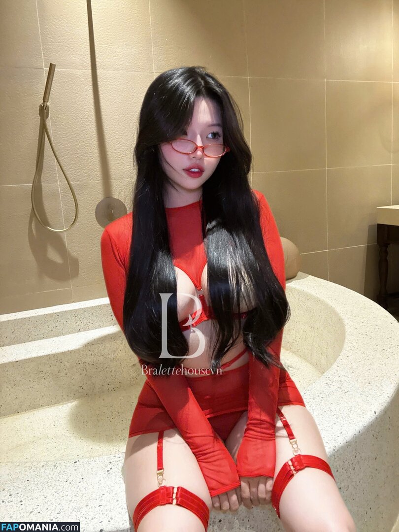 Duyenn Hipp / duyenn.hipp Nago OnlyFans  Przeciekłe zdjęcie #260