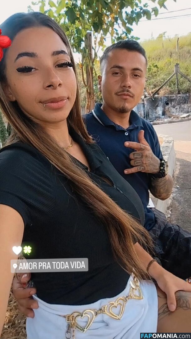 dailly._.saahh / dxp.saraa / s4sazx_ / w3b.srinha Nago OnlyFans  Przeciekłe zdjęcie #4