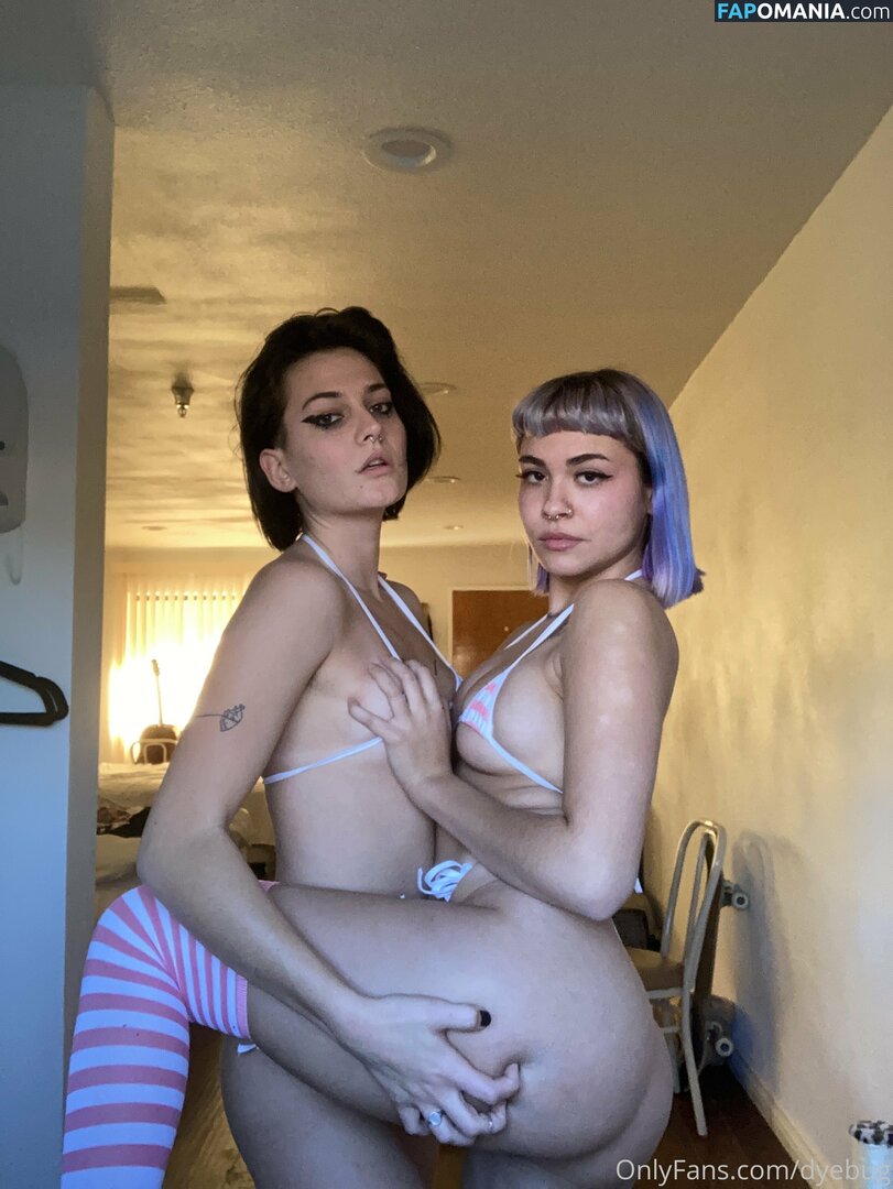 dyebug / dyebugcos / dyeebug Nago OnlyFans  Przeciekłe zdjęcie #36