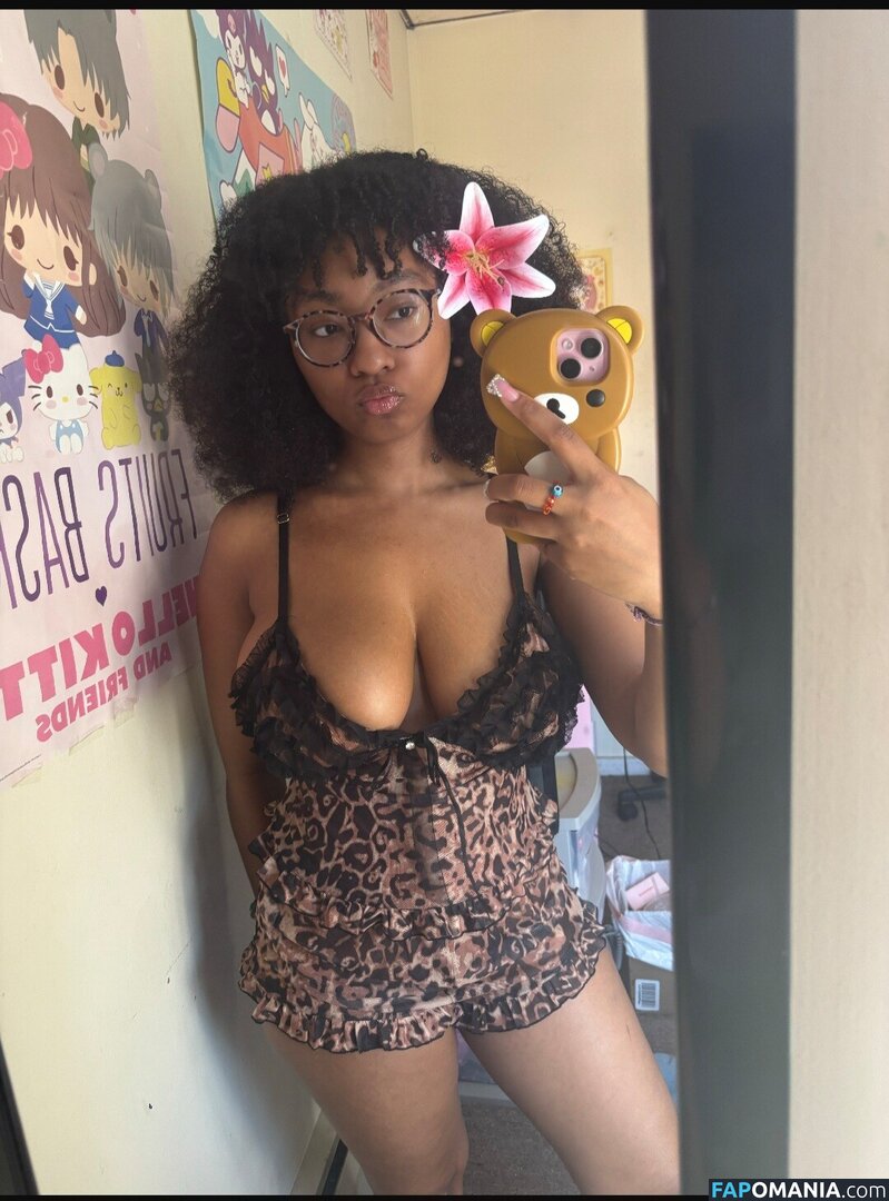 Earth2daya777 Nago OnlyFans  Przeciekłe zdjęcie #2