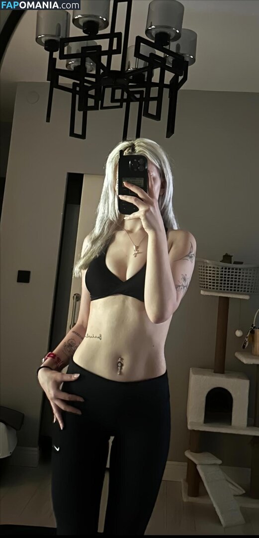 Eda Eryurt / EdaMilka / eda.eryurt Nago OnlyFans  Przeciekłe zdjęcie #2