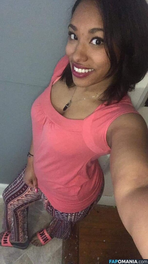 Elaynah Nago OnlyFans  Przeciekłe zdjęcie #1