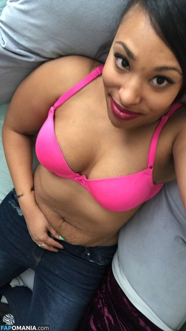 Elaynah Nago OnlyFans  Przeciekłe zdjęcie #9
