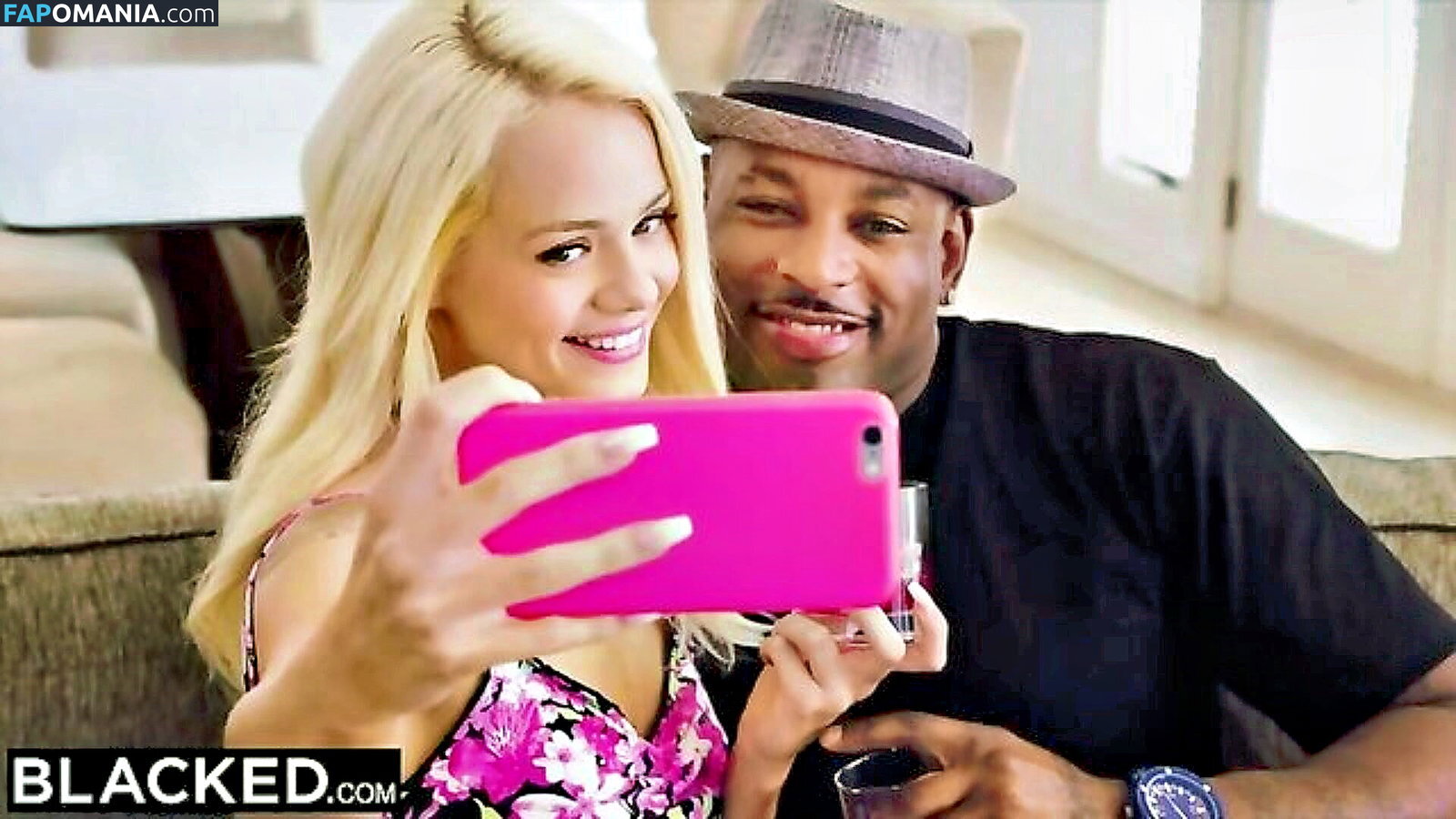 Elena Brooks Nago OnlyFans  Przeciekłe zdjęcie #17