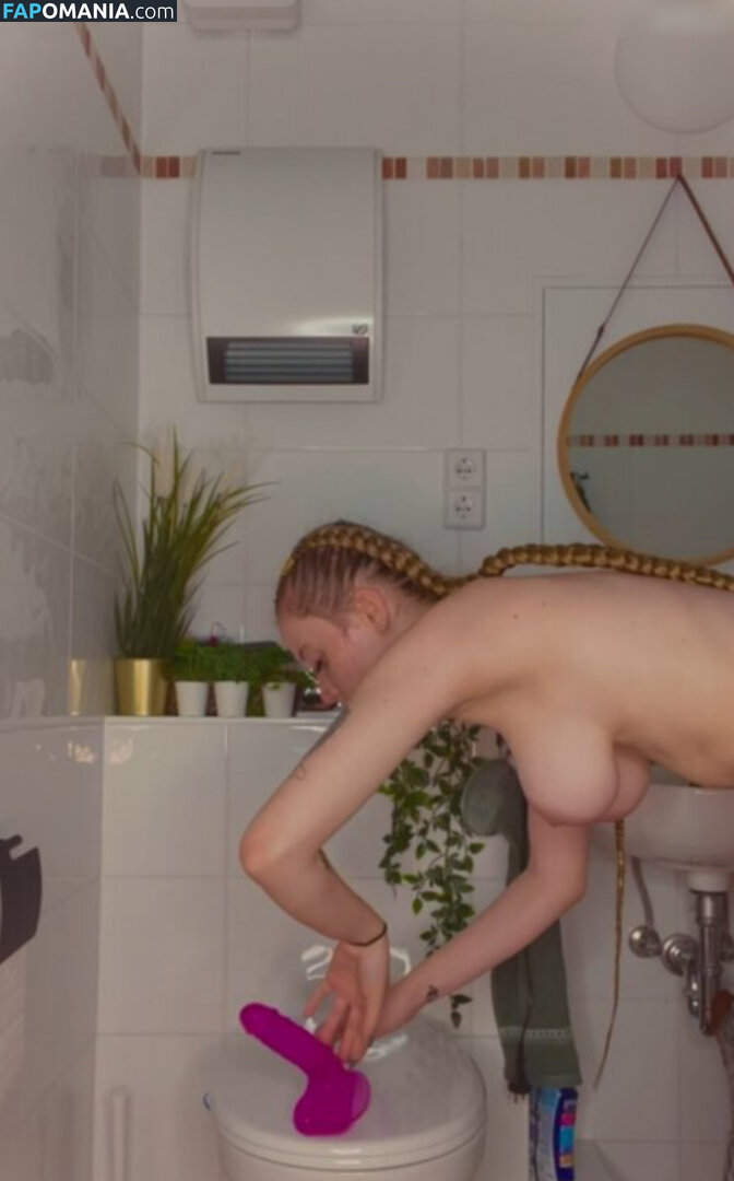 Elenas Caprice Nago OnlyFans  Przeciekłe zdjęcie #2