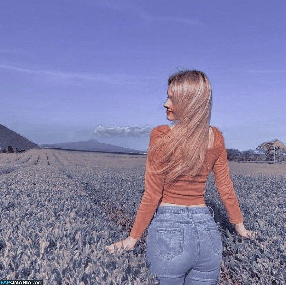 Elina Karimova / elina_4_22 Nago OnlyFans  Przeciekłe zdjęcie #14
