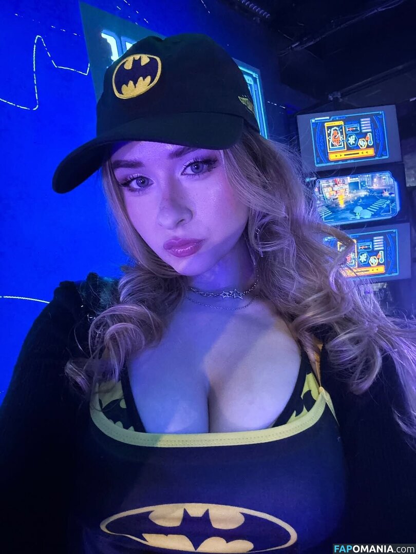 elina twich Nago OnlyFans  Przeciekłe zdjęcie #1