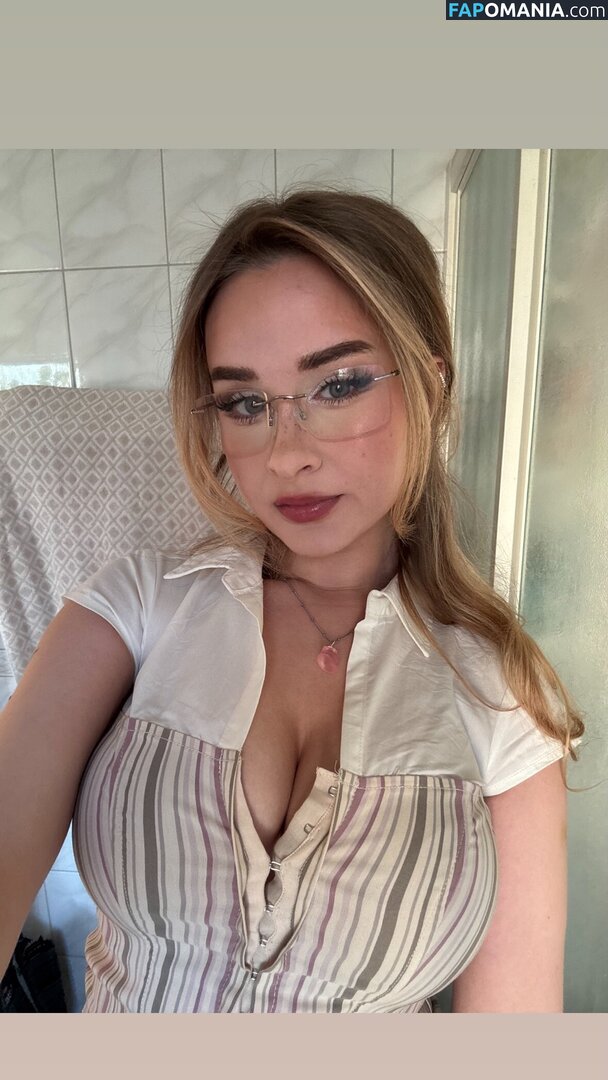 elina twich Nago OnlyFans  Przeciekłe zdjęcie #11