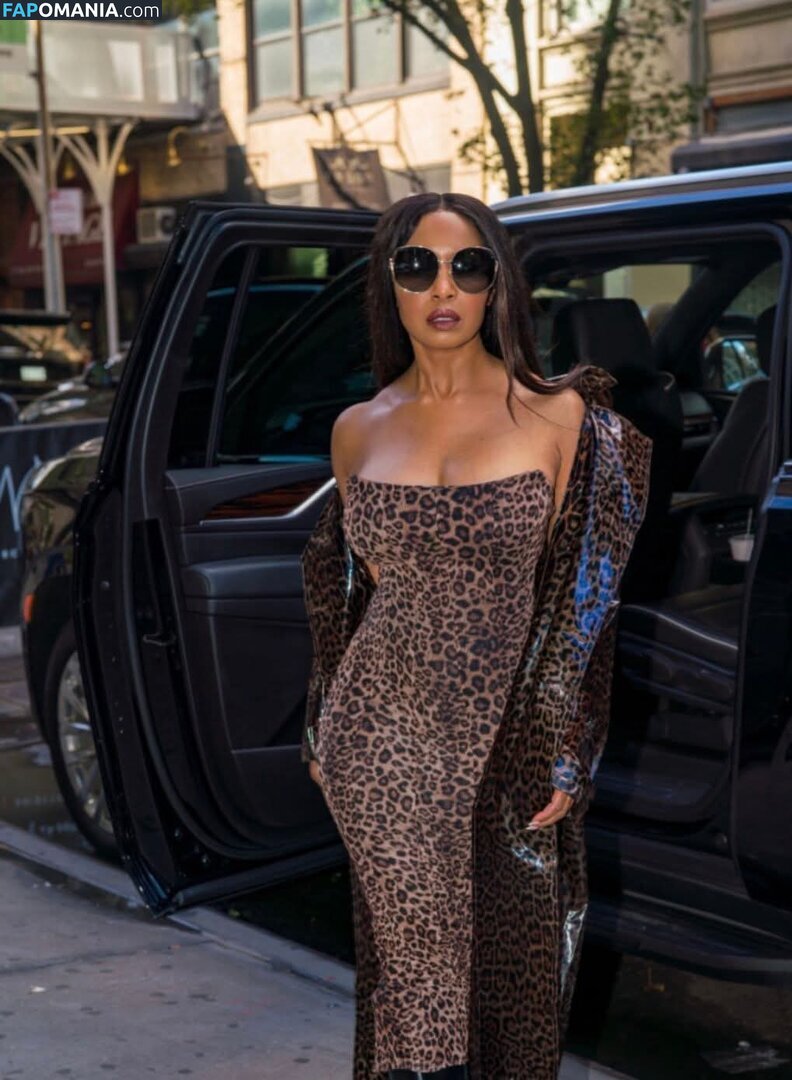 Elisa Neal Nago OnlyFans  Przeciekłe zdjęcie #1