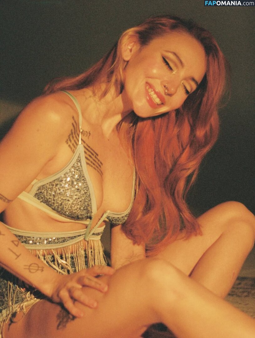 ElIZAGRACEMUSIC / Eliza Grace / elizaxograce / iamelizagrace_ Nago OnlyFans  Przeciekłe zdjęcie #98