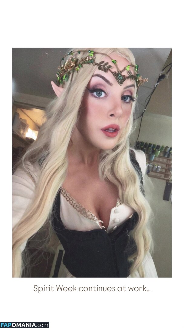 Elizabeth Gillies / lizgillz Nago OnlyFans  Przeciekłe zdjęcie #2