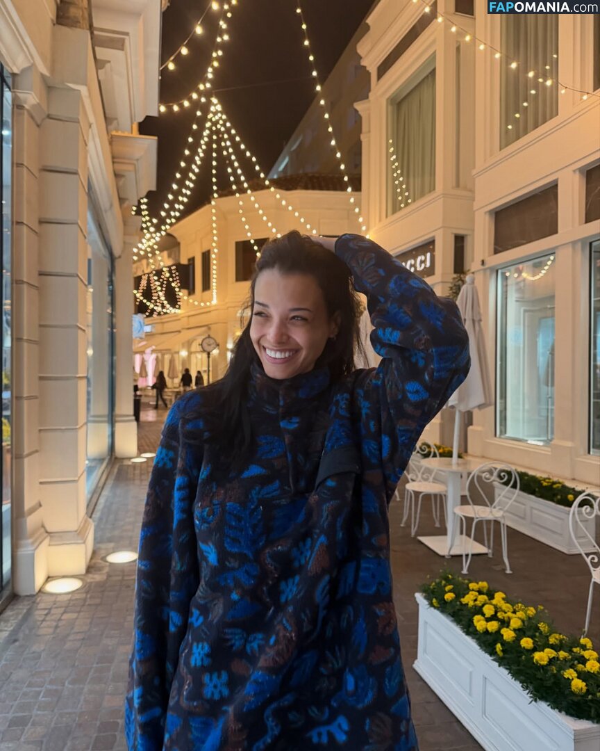 Ella Balinska / ellabalinska Nago OnlyFans  Przeciekłe zdjęcie #14
