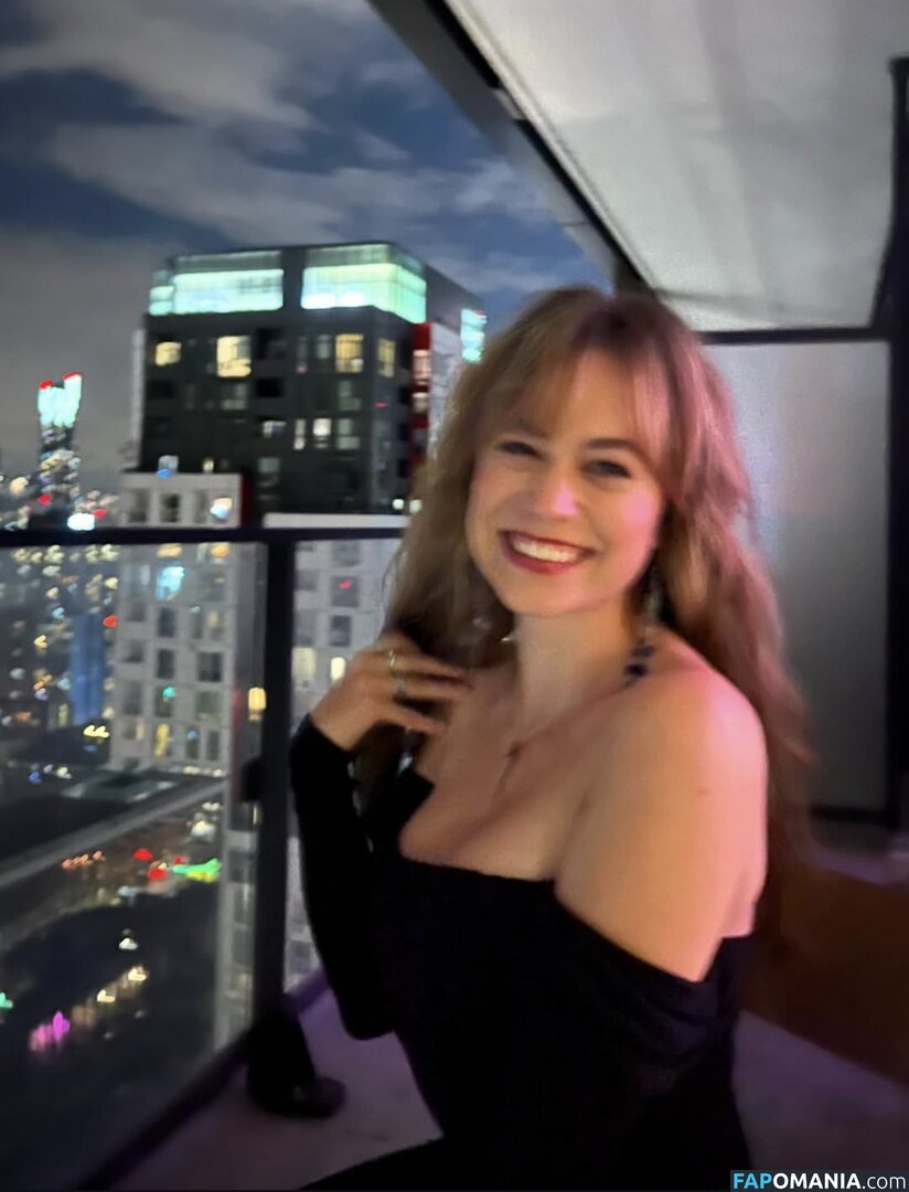Ella Ballentine / ellaballentine Nago OnlyFans  Przeciekłe zdjęcie #1