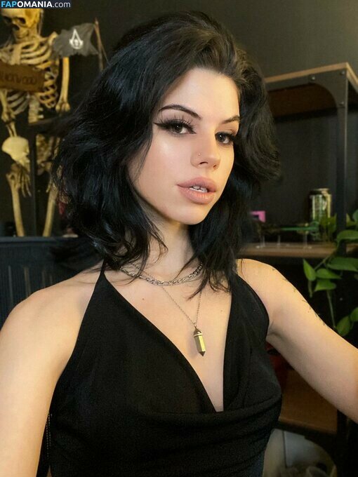 ellathrasher / morethanella Nago OnlyFans  Przeciekłe zdjęcie #11