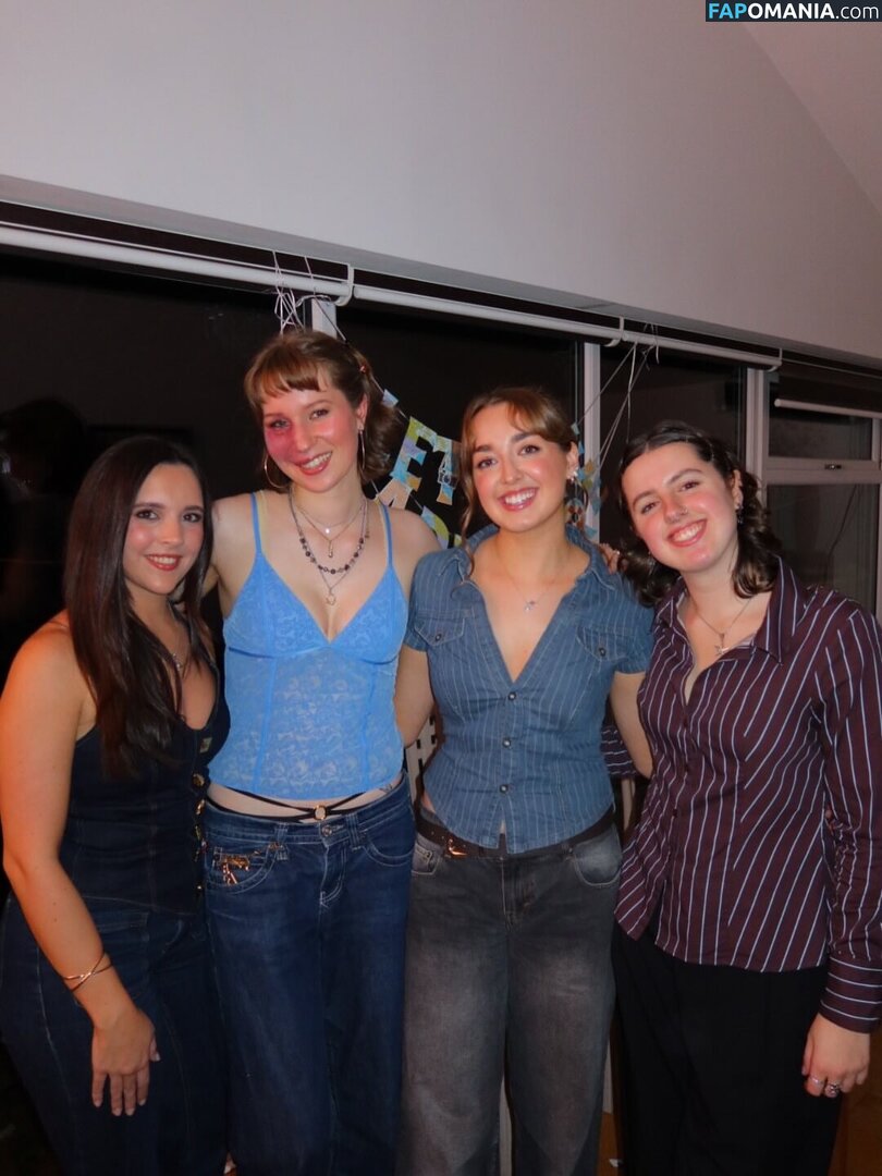 Elle Mulvaney / ellejmulvaney Nago OnlyFans  Przeciekłe zdjęcie #4