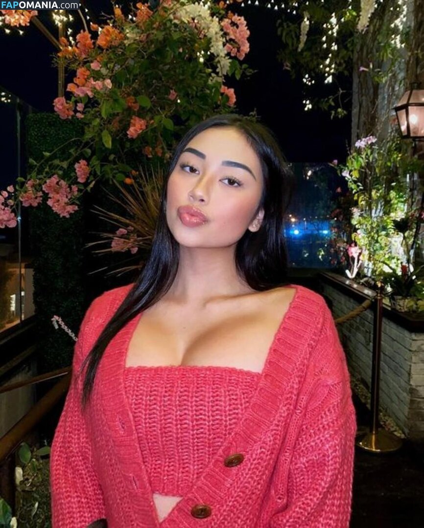 elleriemarie Nago OnlyFans  Przeciekłe zdjęcie #8