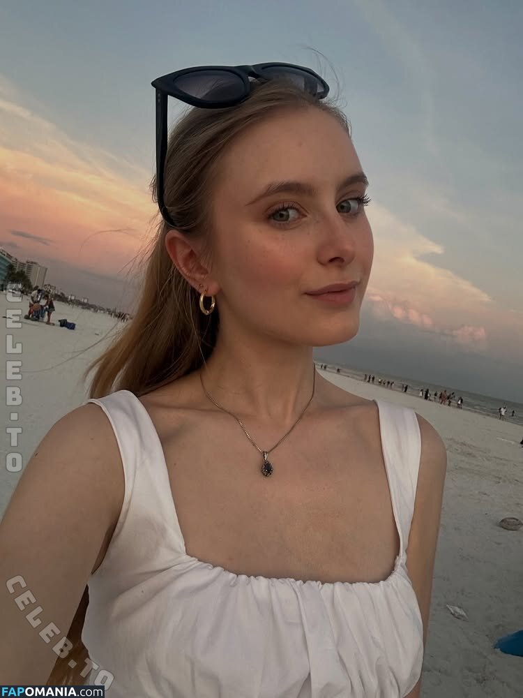 Elly Key / ellykeyof / ellykeyofficial Nago OnlyFans  Przeciekłe zdjęcie #1
