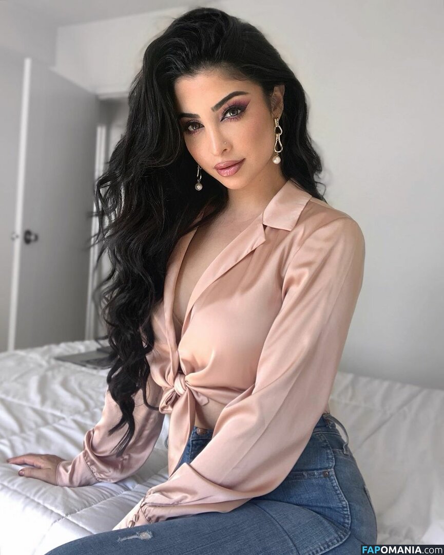 Elwa Saleh Nago OnlyFans  Przeciekłe zdjęcie #13
